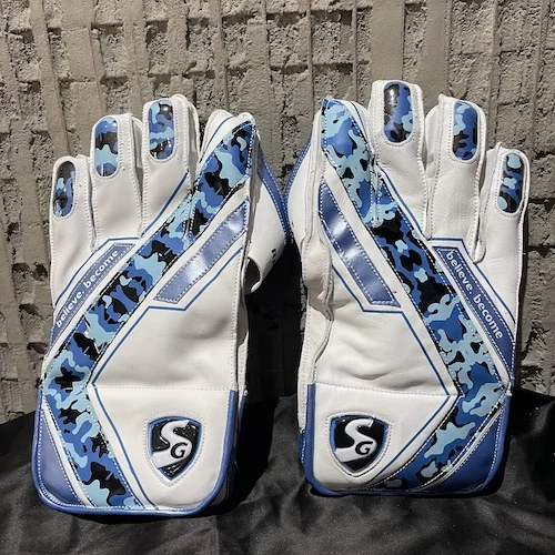 SG RP17 Wicket keeping Gloves