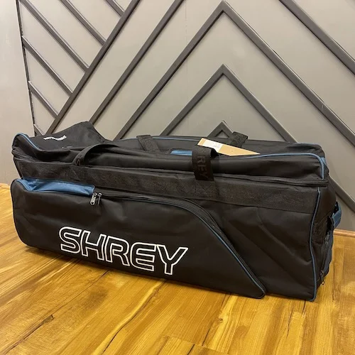 Shrey Match Wheelie Kitbag
