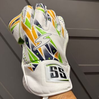 Sunridges Aerolite Wicketkeeping gloves