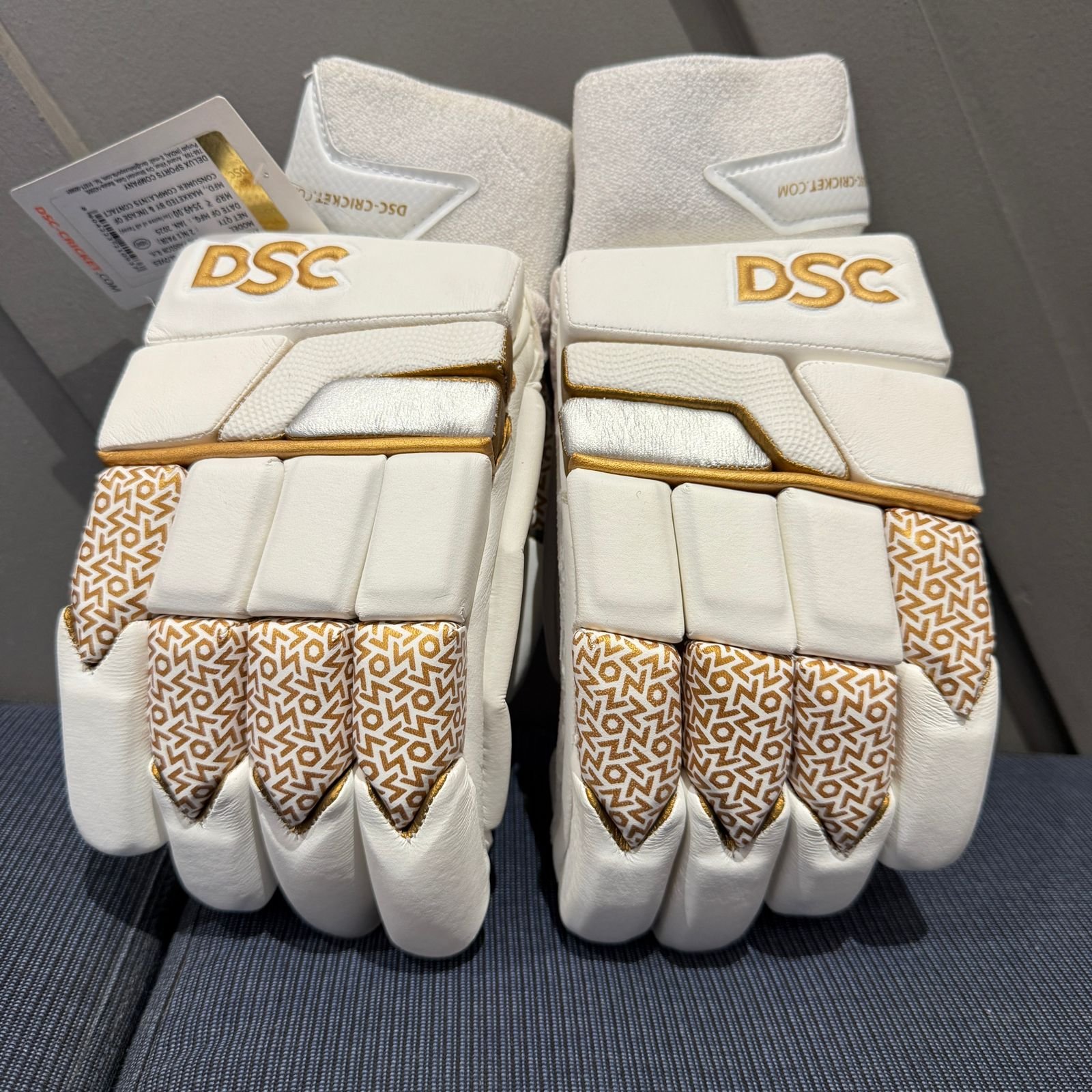 DSC Intense Passion Batting Gloves