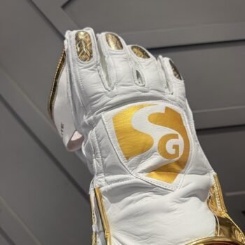SG Hilite wicket keeping gloves