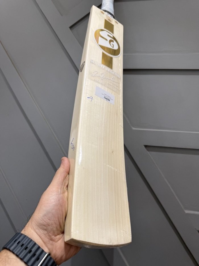 Sg Sunny Legend Cricket Bat