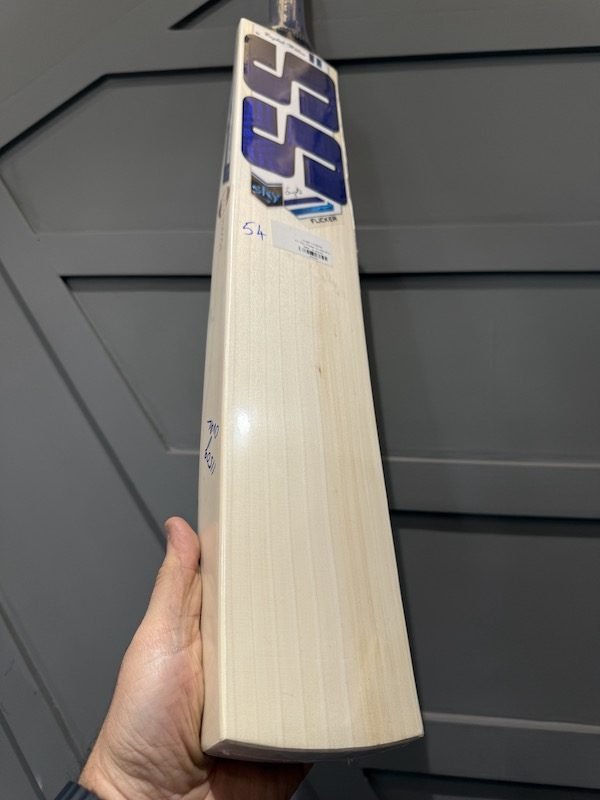 SS Sky Flicker Cricket Bat