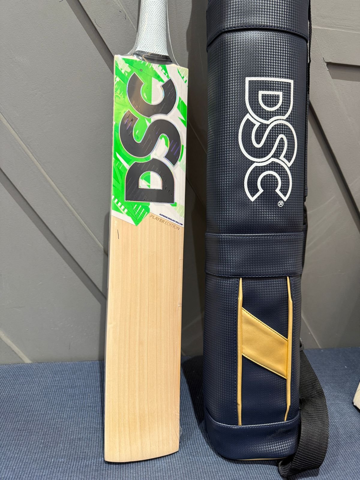 DSC Players Bat
