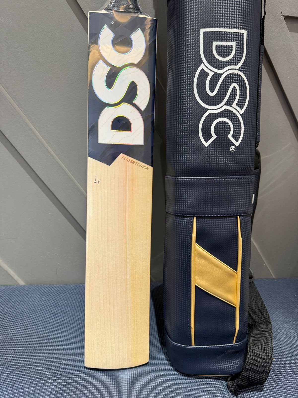 DSC Players Bat