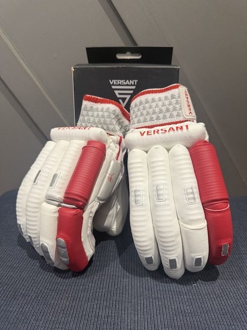 Versant SHOWMAN GRIND Batting Gloves