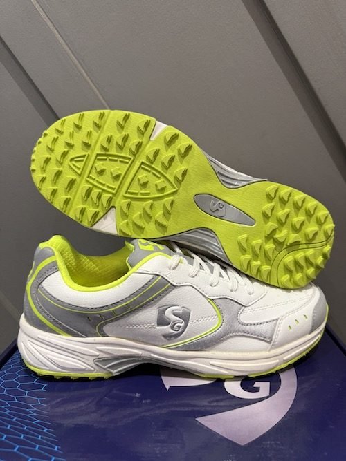 SG Armour Cricket Shoes