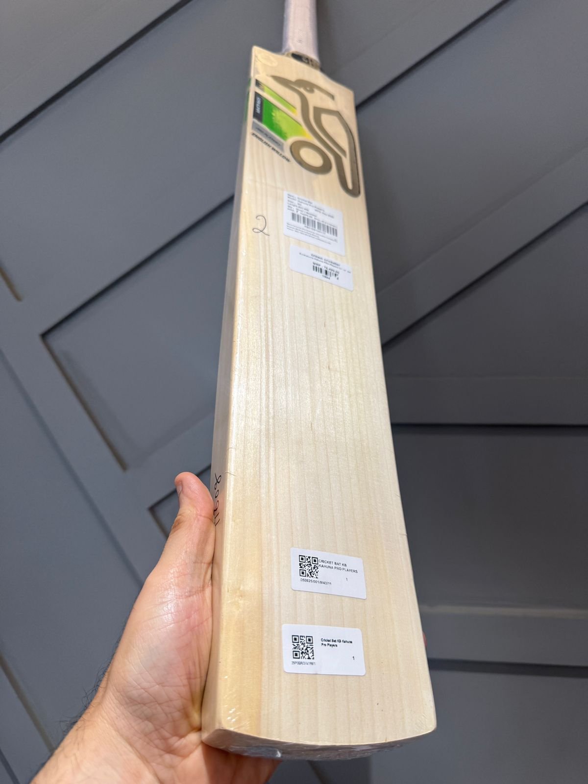 Kookaburra Kahuna PRO Players Cricket Bat