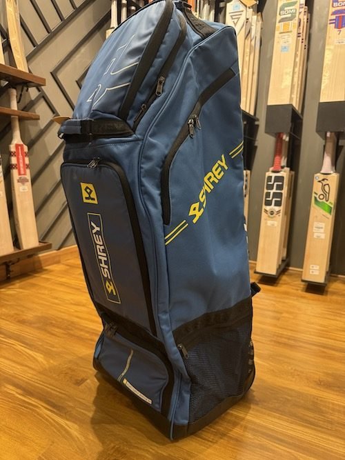 Shrey LEGACY 80 WHEELIE Duffle Bag
