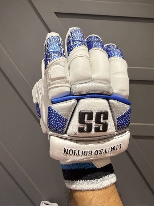 Sunridges Limited Edition Batting Gloves