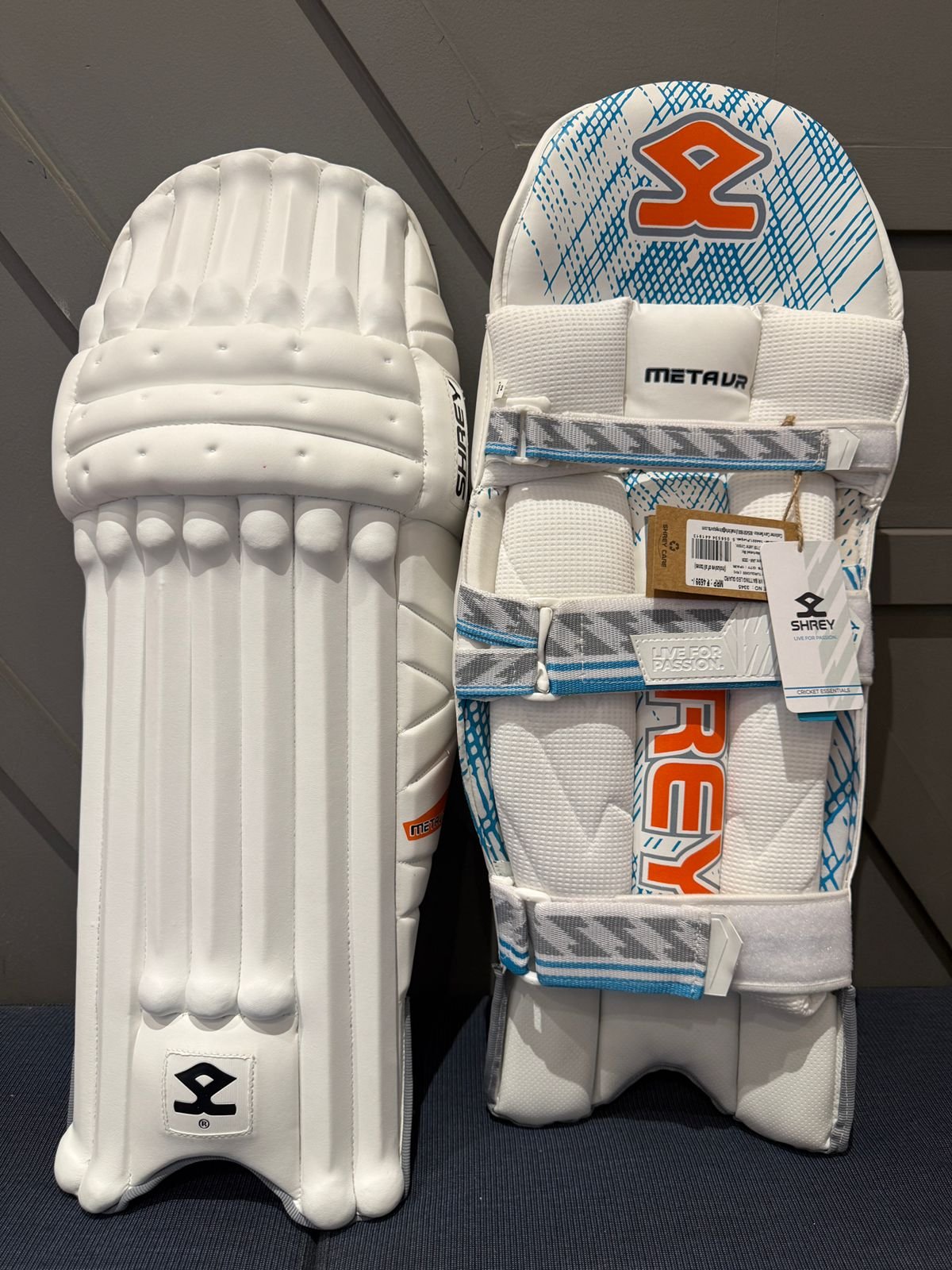 Shrey Meta VR Batting Legguard