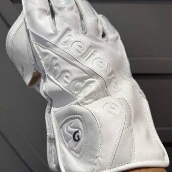 SG Hilite White wicket keeping gloves