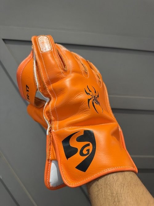 SG RP17 Wicket keeping Gloves