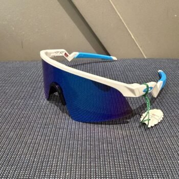 Oakley Resistor Sweep Youth Sunglasses