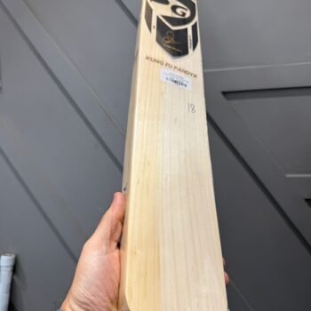 SG KUNG FU PANDYA CRICKET BAT