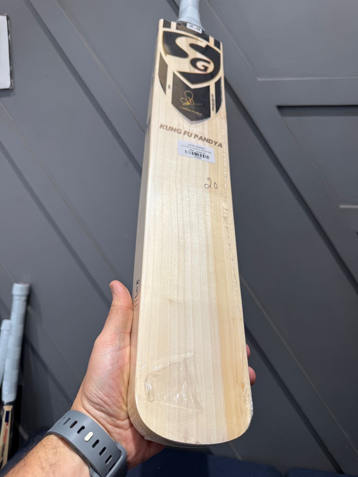 SG KUNG FU PANDYA CRICKET BAT