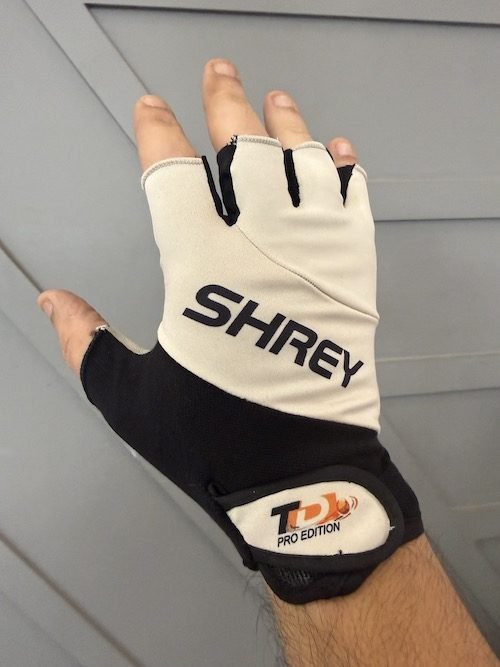 SHREY Fielding Gloves PRO EDITION