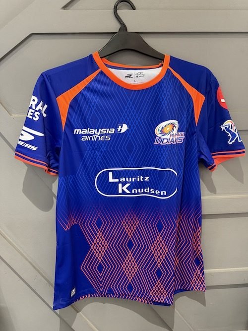SKECHERS 2026 MUMBAI IPL TRAINING REPLICA JERSEY