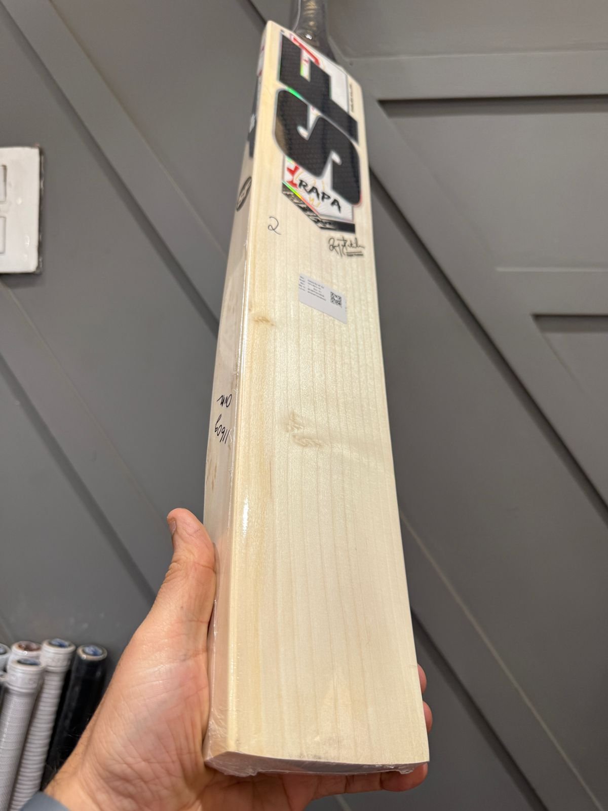 Stanford Rapa Players Cricket Bat