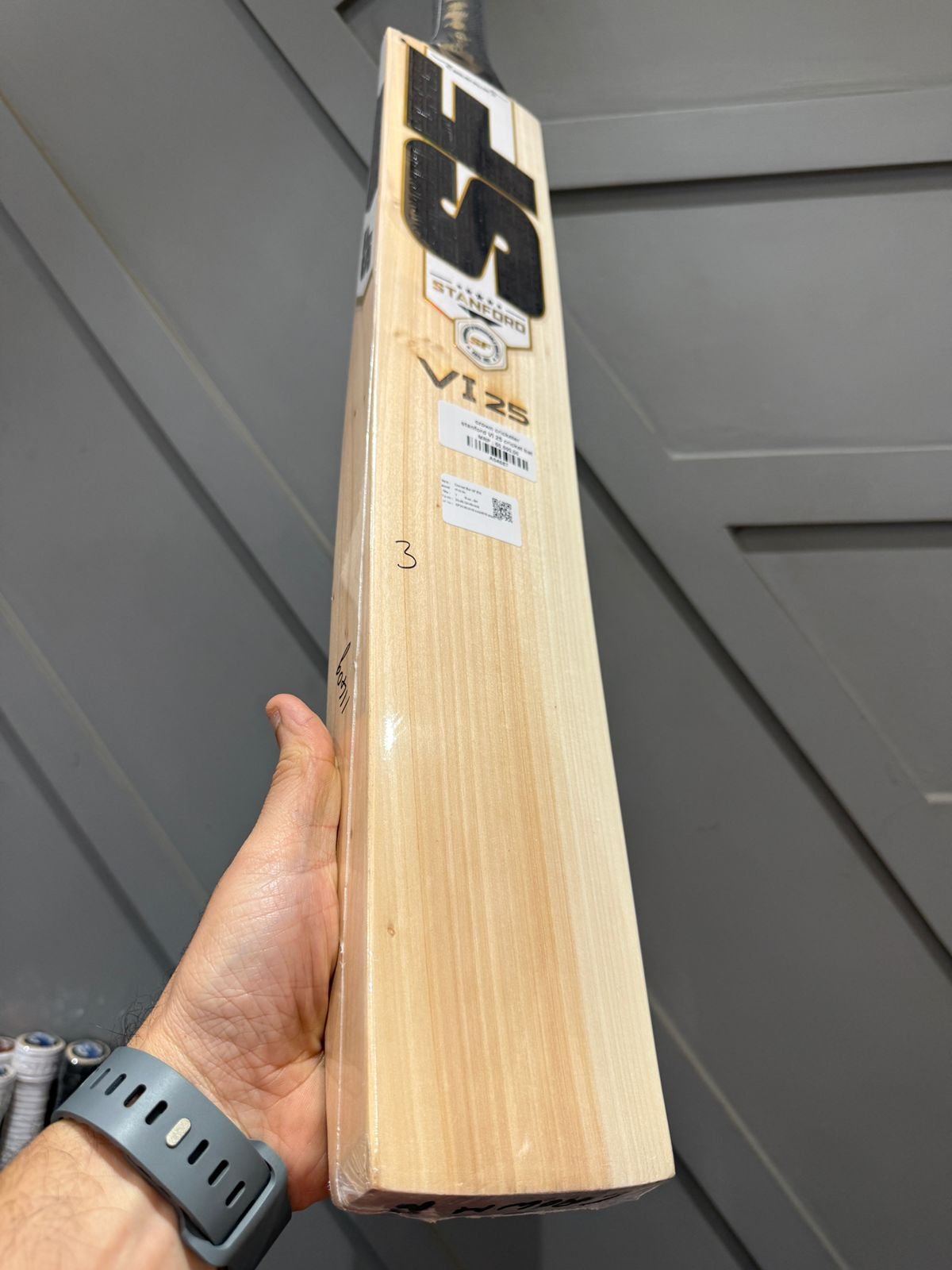 Stanford VI 25 cricket bat