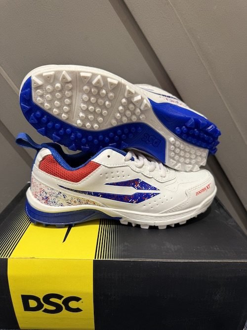 dsc zooter cricket shoes