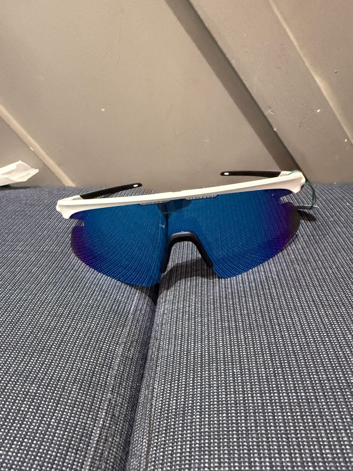 oakley RSLV sunglasses
