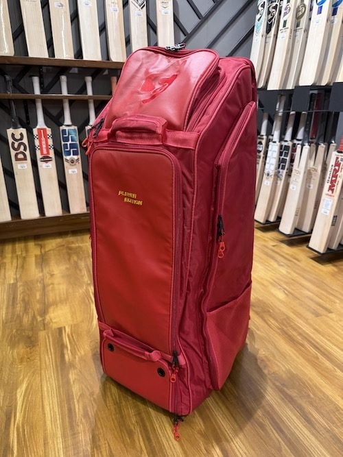 SG Player Edition Wheelie Duffle