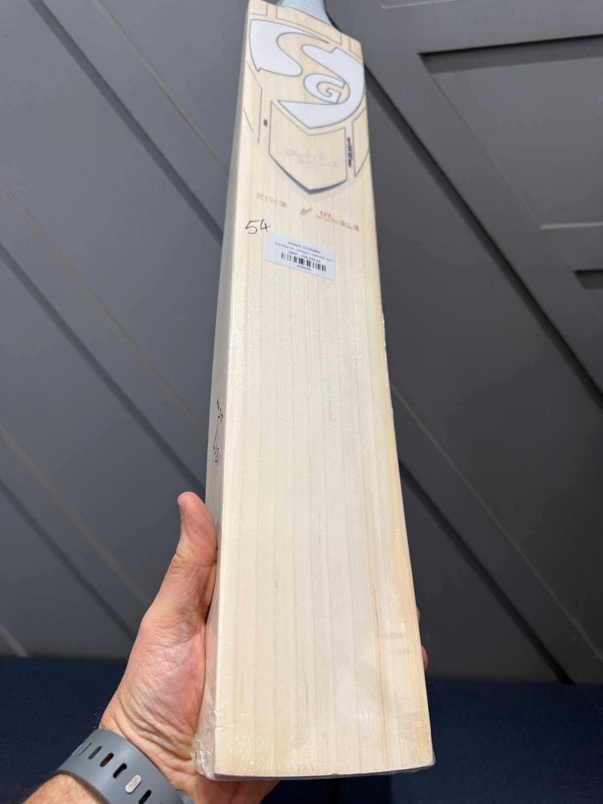 Sg King of the Jungle 1.0 cricket bat