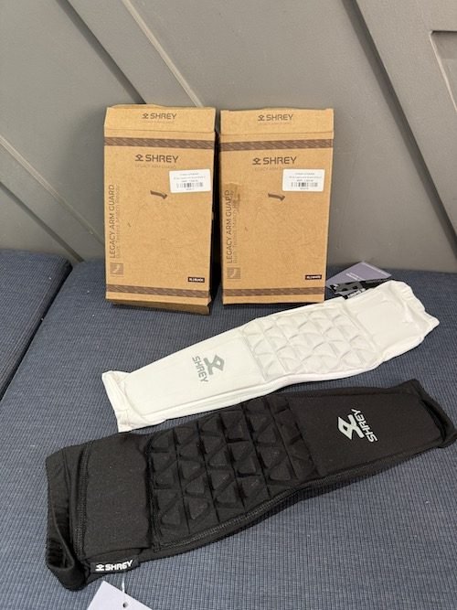 SHREY LEGACY ARM GUARD