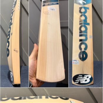 New Balance 700 Pro Cricket Bat